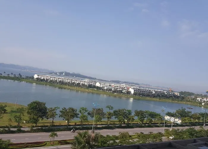 Khách sạn Mercury House Hạ Long